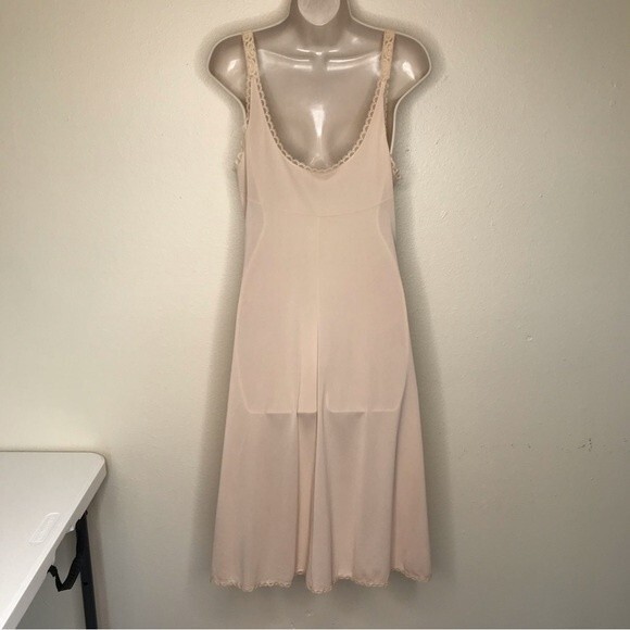 Vintage Vassarette Underneath It All 1970s Full Slip Lace Nude Womens 36 Long - Picture 4 of 14